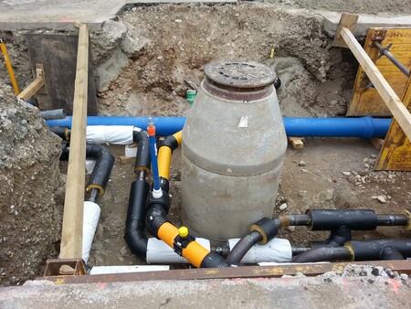 HDPE water pipes installation in ongoing construction